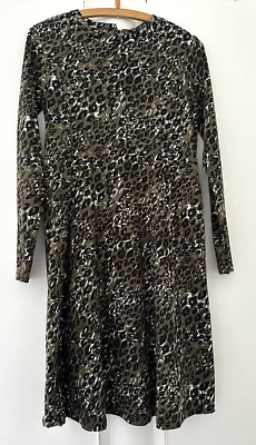 NEW LOOK MATERNITY.  KHAKI ANIMAL PRINT WEICHES JERSEY TUNIKA KLEID. Größe 8