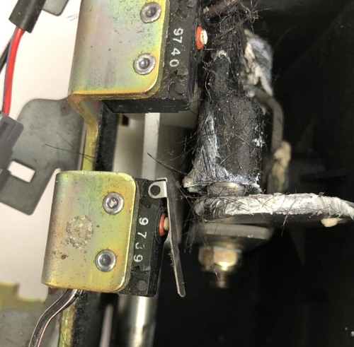 '97-06 Jaguar XKR XK8 Shifter - LNA 5850 AA - Shifter Selector Body *BAD SWITCH* - Foto 3 di 4