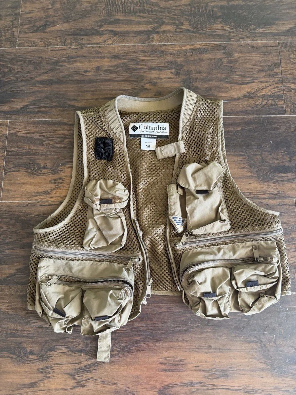 Columbia PFG Mesh Fishing Vest Mens XS Tan Khaki Utility Multi Pocket Fly Fish