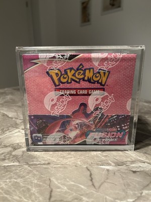 Pokémon Sword & Shield Fusion Strike 36er Booster-Display