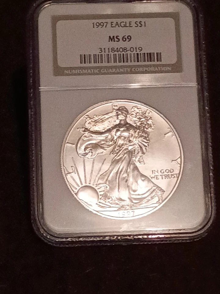 Estate Lot Sale Vintage  - Image 2 of 4