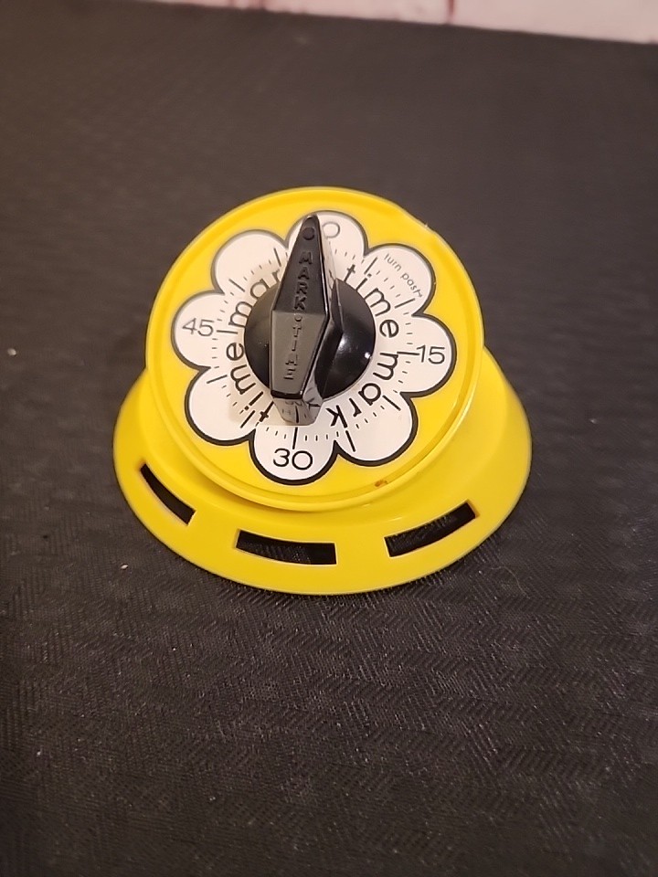 Retro Yellow Mark Time Daisy 1 Hour Kitchen Timer Tested / Working VTG 1970's
