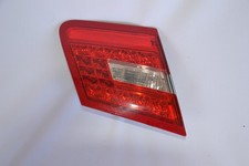 A78-4 *Mercedes W207 R&uuml;ckleuchte Linke Seite Innere Kofferraumklappe A2078200364