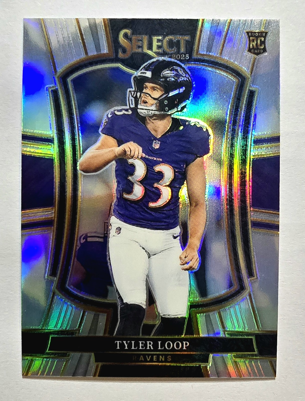 2025 Panini Select - Premier Level Tyler Loop #161 Silver Prizm (RC)