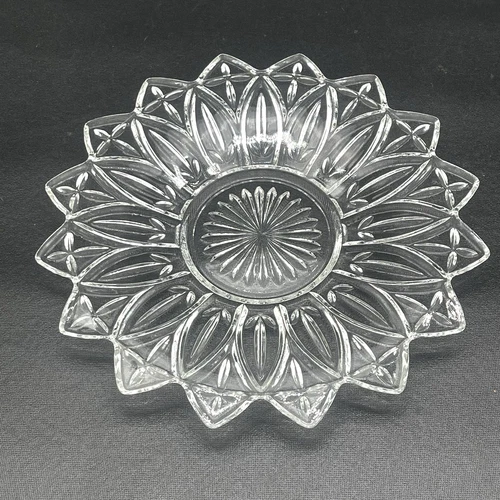 Vtg 60s Pressed Federal Glass Petal Clear Sandwich Serving Plate Platter 11.5"