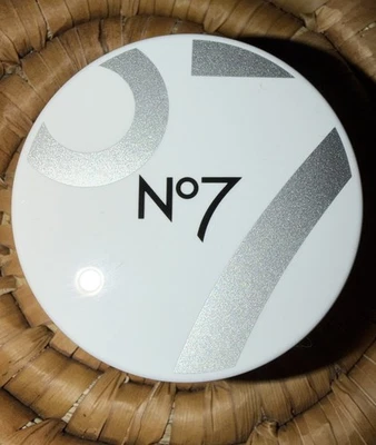 No7 Flawless Finishing Loose Powder 20g Translucent Brand New & Sealed - Image 1 of 3