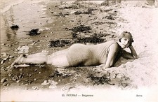 CPA 13 - FOURAS (C. Maritime)  Baigneuse