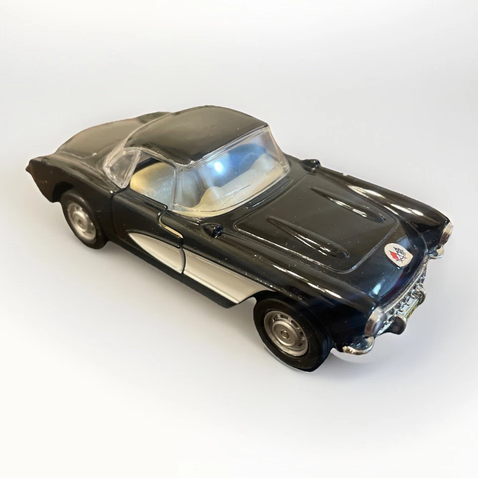 MAISTO DIECAST CORVETTE LOT(2) 1957 & 1990 ZR-1 1:40 SCALE DISPLAY PIECES - Image 2 of 3