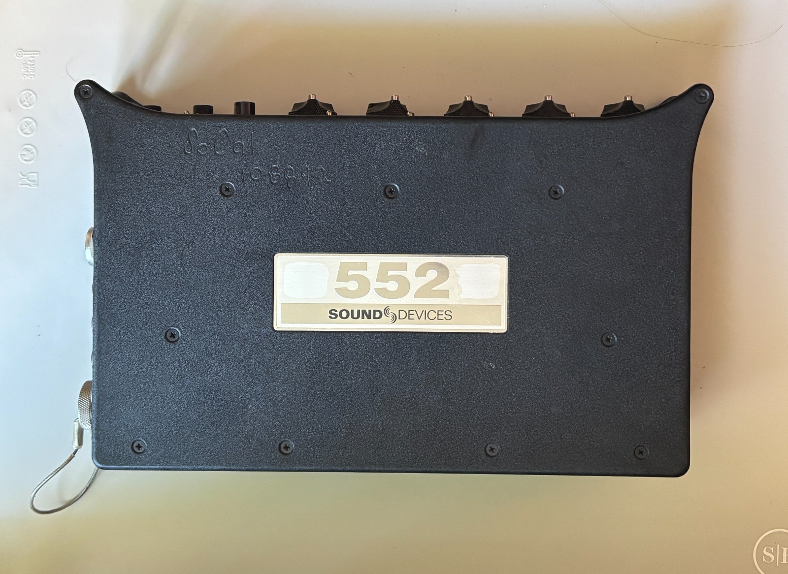 Sound Devices 552 Audio Field Recorder & Mixer - Free 32gb SD card included