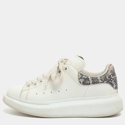 Baskets basses oversize Alexander McQueen en cuir blanc pointure 36,5 - Photo 1/4