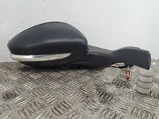 Retroviseur droit (ou coque) Peugeot 208