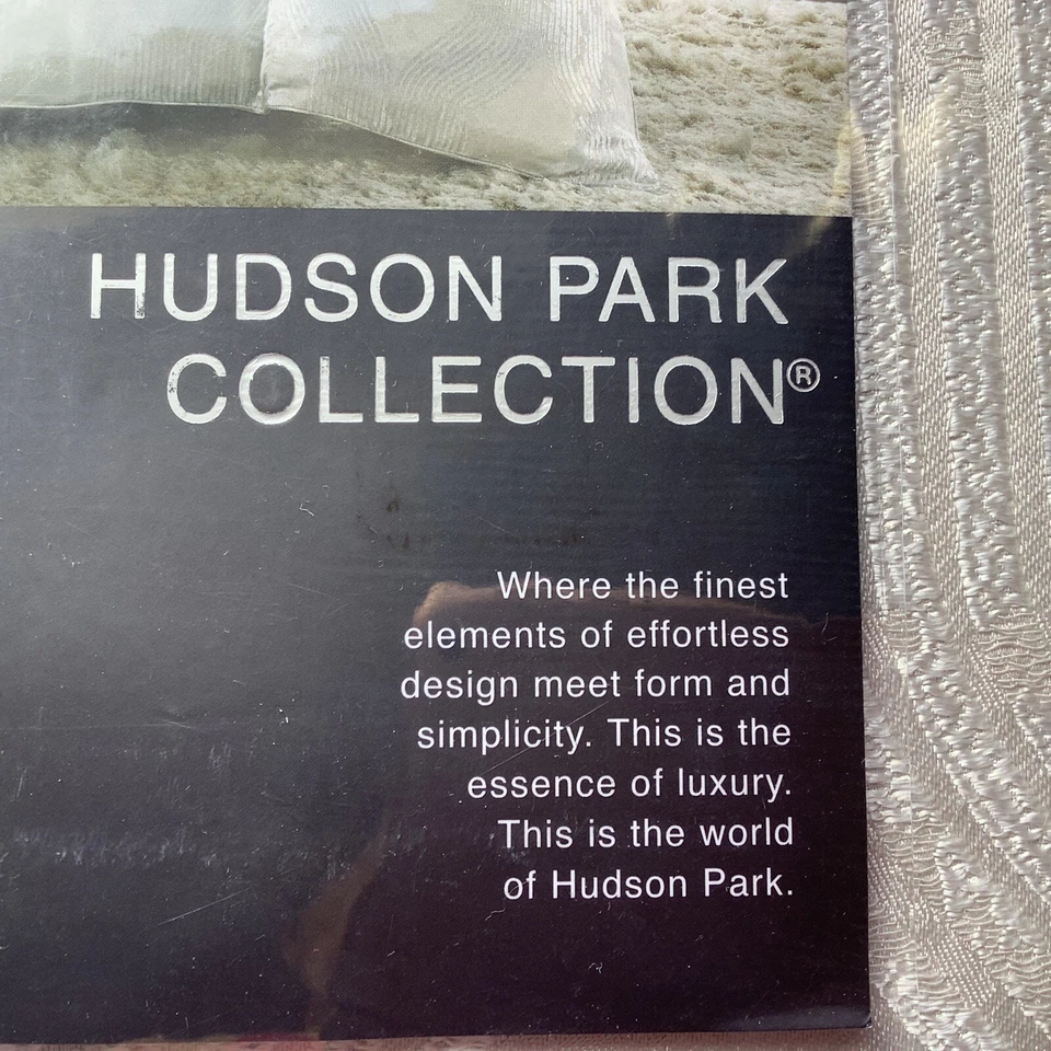 ¡Lujo! Funda Edredón Edredón Hudson Park Aurora Full Queen Plateada ¡Nueva! $400,00 Foto 4 de 4