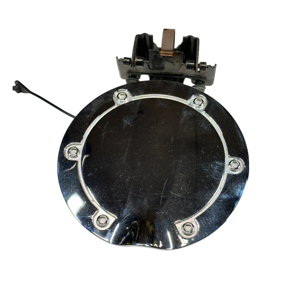 2003 Chrysler PT Cruiser Chrome Fuel Filler Gas Tank Fill Door 01 02 03 04 05 07 - Image 2 of 4