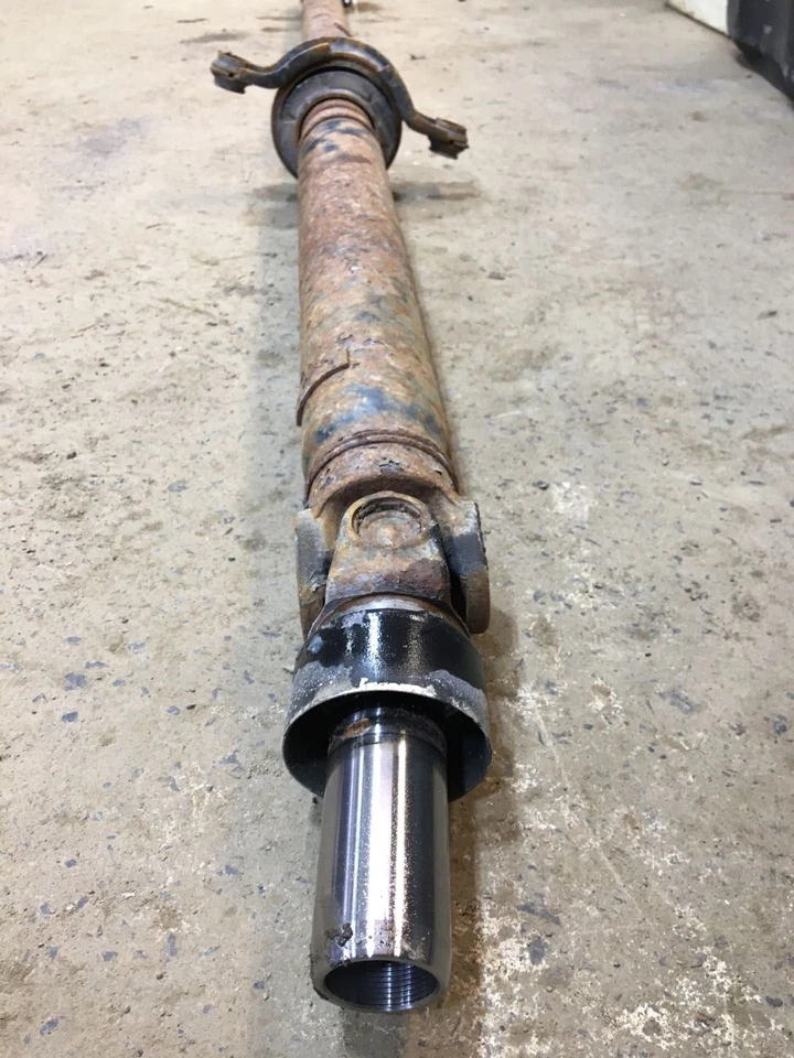13 SUBARU LEGACY Rear Drive Shaft (assembly) Sw Rusted U-joint Clicks Foto 3 de 4