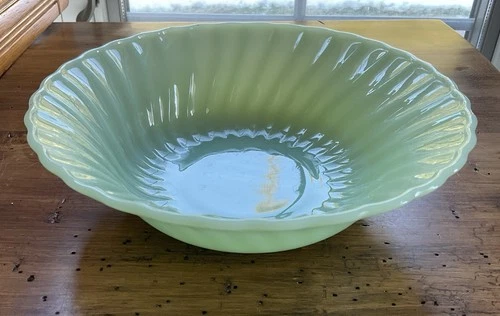 Vintage Anchor Hocking Fire-King Jadeite Swirl Shell 8 1/2” Serving Bowl