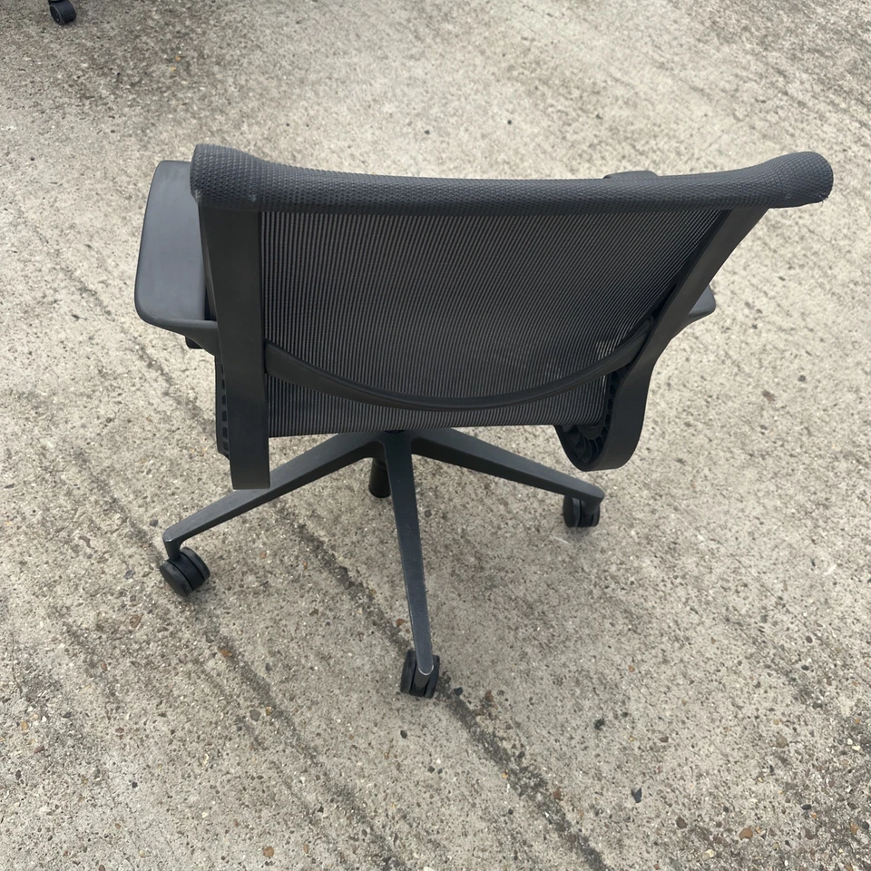 Genuine Herman Miller  Setu Task Chair Dark Grey  - Image 4 of 4