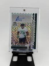 2021 Panini Mosaic Rookie Auto Mosaic Alijah Vera-Tucker #RA-60 Auto