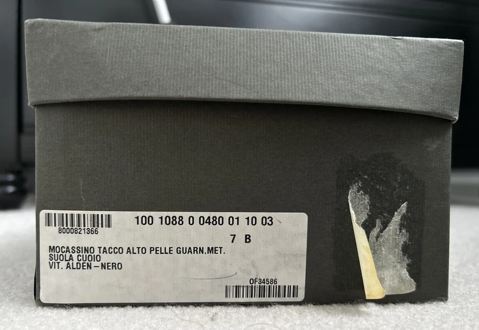 Mocasín Gucci Cuero Negro Tacón Bloque Con Metal Plateado Talla 37/US 7 B Con Caja Foto 2 de 4