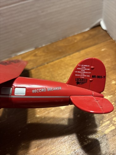 Amelia Earhart Vega Lockheed Tail Dragger Plane Metal Bank NR-965-Y - Picture 4 of 24