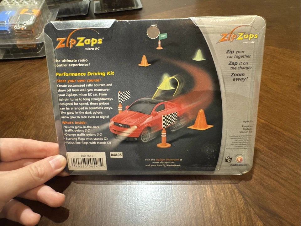 Performance Driving Kit (Cones/Pylons, Flags) ZipZaps Micro RC Car Accessory New - Image 2 of 3