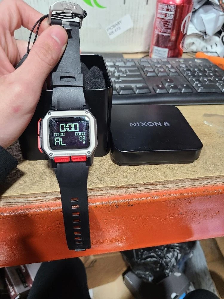 NIXON Regulus A1180 - Black/Red - 100m Water Resistant Men's