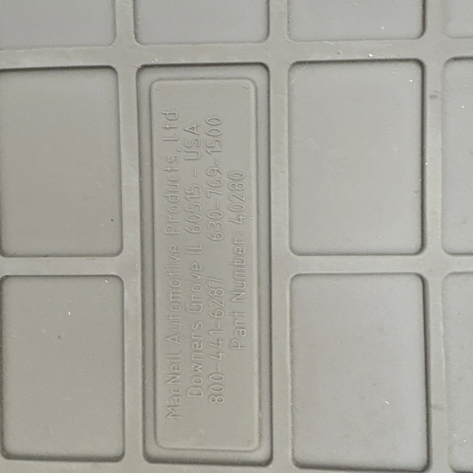 Alfombrilla de maletero WeatherTech Cargo Liner para Jeep Grand Cherokee - 2005-2010 - tostada Foto 4 de 4