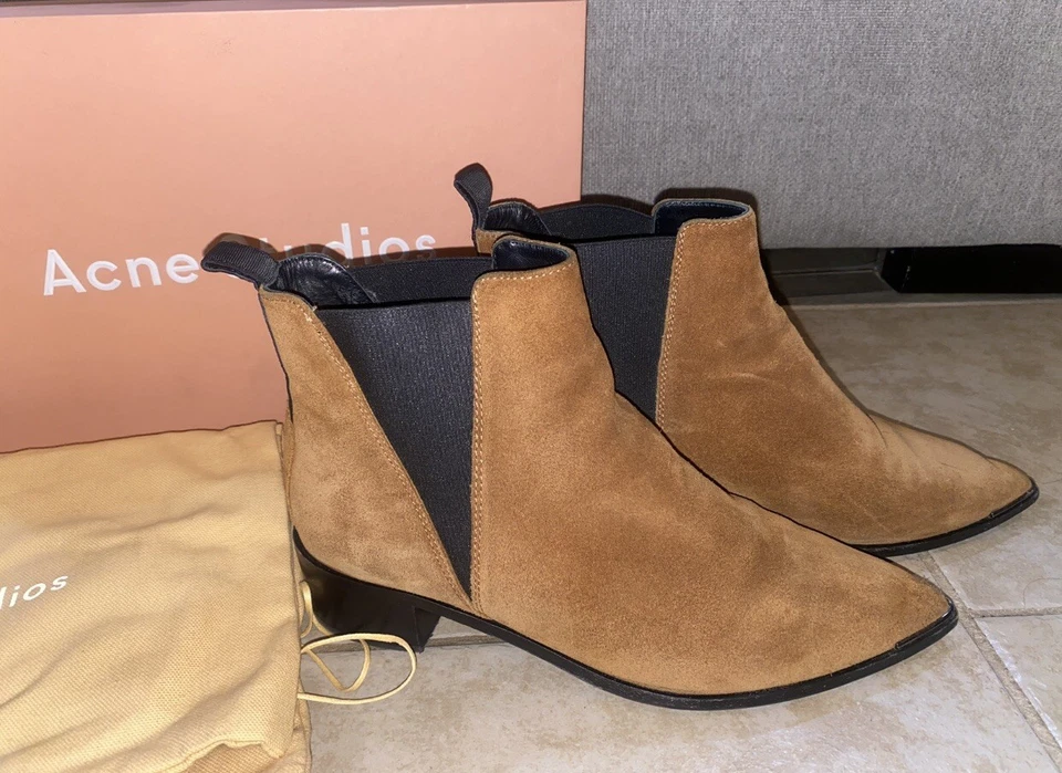 Acne Studios Jensen Suede Ankle Boots - Image 3 of 4