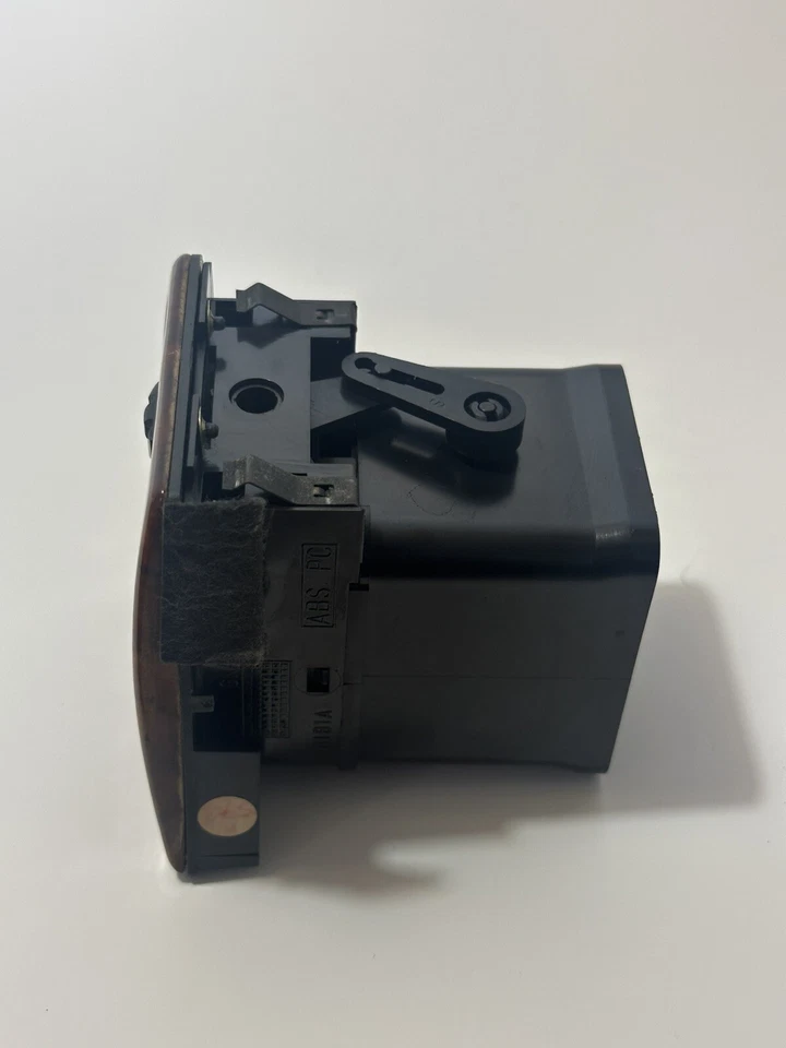 Jaguar XJ6 XJR 1995-1997 tablero delantero derecho calentador aire acondicionado ventilación GNA6730A Foto 3 de 4