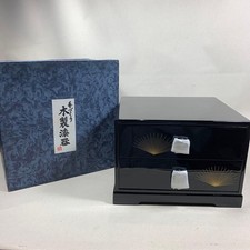 Cassettiera fatta a mano in legno laccato, due cassetti, laccato Aizu,