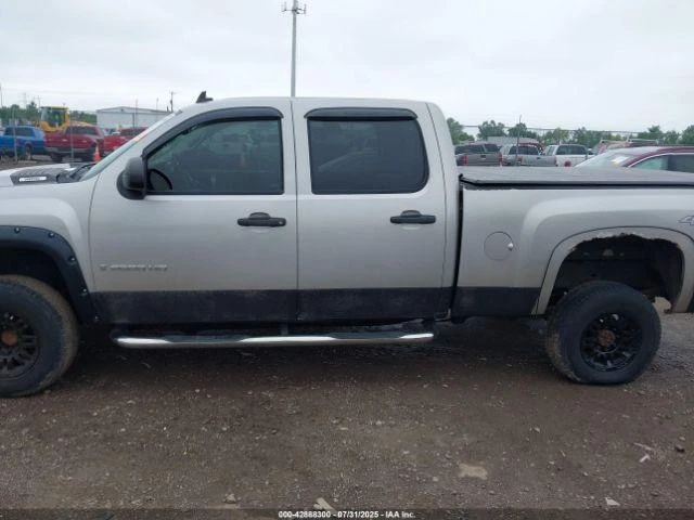 Used Air Cleaner Assembly fits: 2008 Chevrolet Silverado 2500 pickup 6.0L w/high - Image 2 of 4