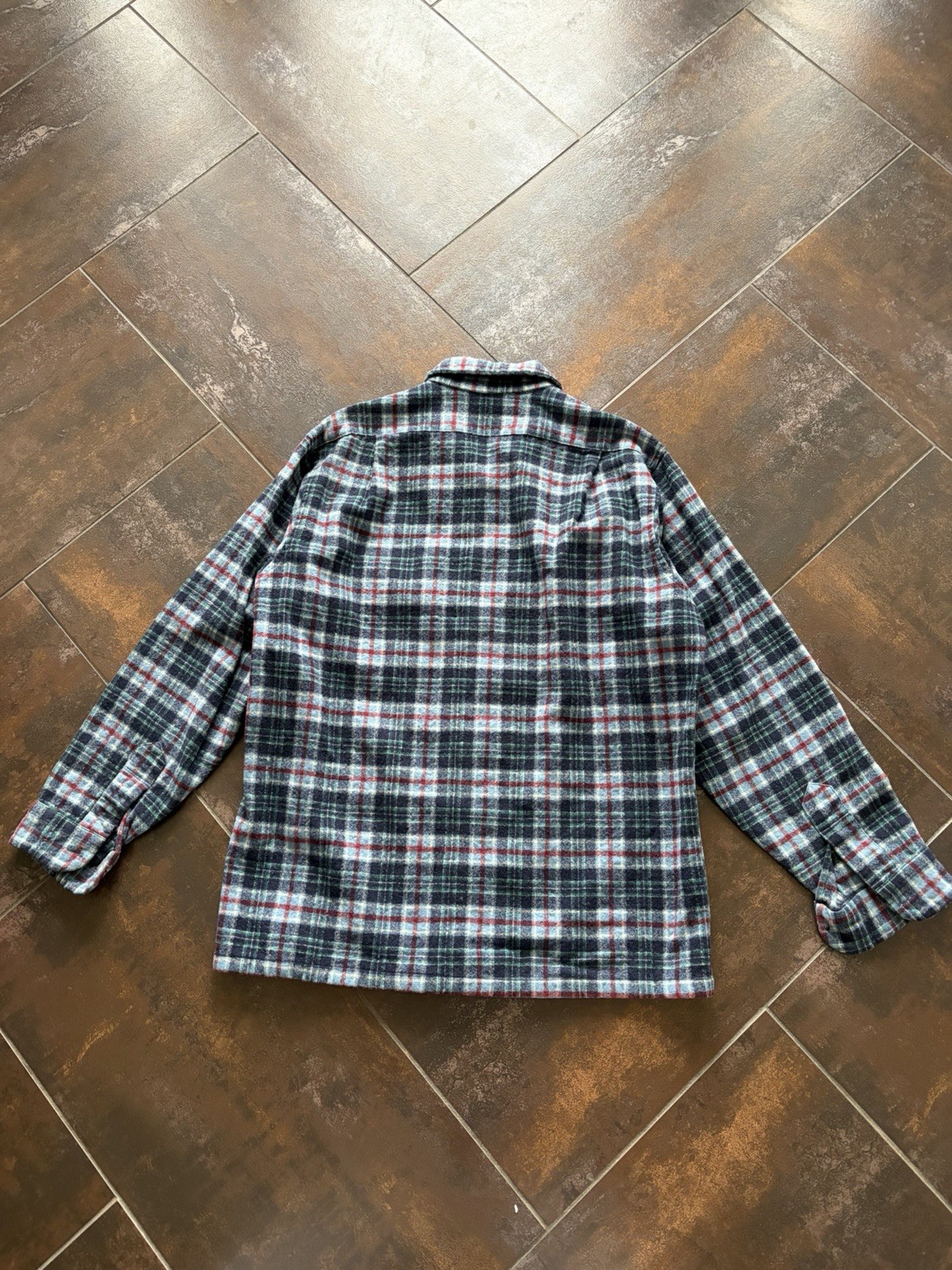 True Vintage Pendleton Loop Collar Flannel Wool B… - image 10