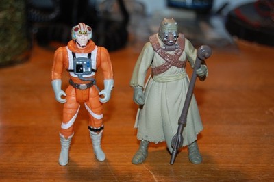 Hasbro Star Wars Luke Skywalker X-Wing Pilot & Tusken Raider 3.75'' POTF 1995