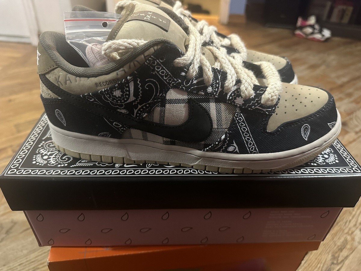 Travis Scott × Nike SB Dunk Low  us10 Nike SB Dunk Low Travis Scott Men's - CT5053-001 - US