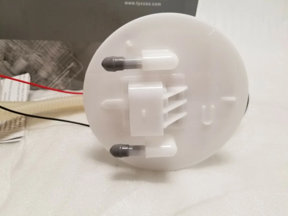 Nueva bomba de combustible TYC para Audi A6 Volkswagen Passat 150245 Foto 3 de 4