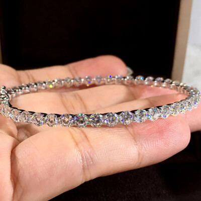 9,40 TCW Runde Moissanit Verlobung Jubiläum Armbänder 14K Weiß Vergoldet