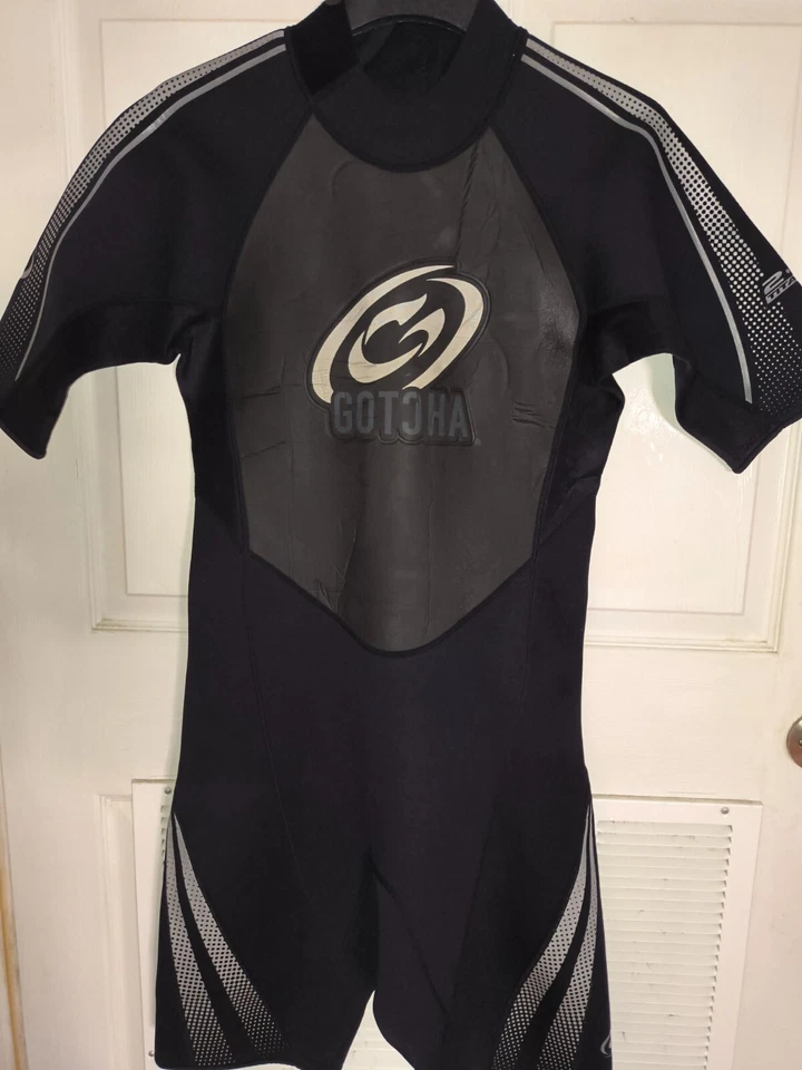 Traje de neopreno corto Gotcha Gear para hombre negro y gris 2,2 mm titanio talla grande para hombre Foto 2 de 4