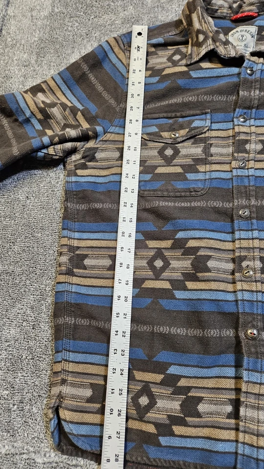 Iron And Resin Klamath Shirt Mens LARGE Tan Flannel Southwestern Aztec Shacket - Image 4 of 4