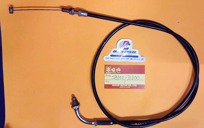 スズキ純正、左右ブレーキパイプGT750B1用 NOS OEM Suzuki GT750 Cable Throttle No.1 GT-750 1973-77 Suzuki