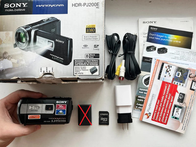 Sony Handycam HDR-PJ200 Projector Video Camera Camcorder ( TESTED ) + Card 16gb