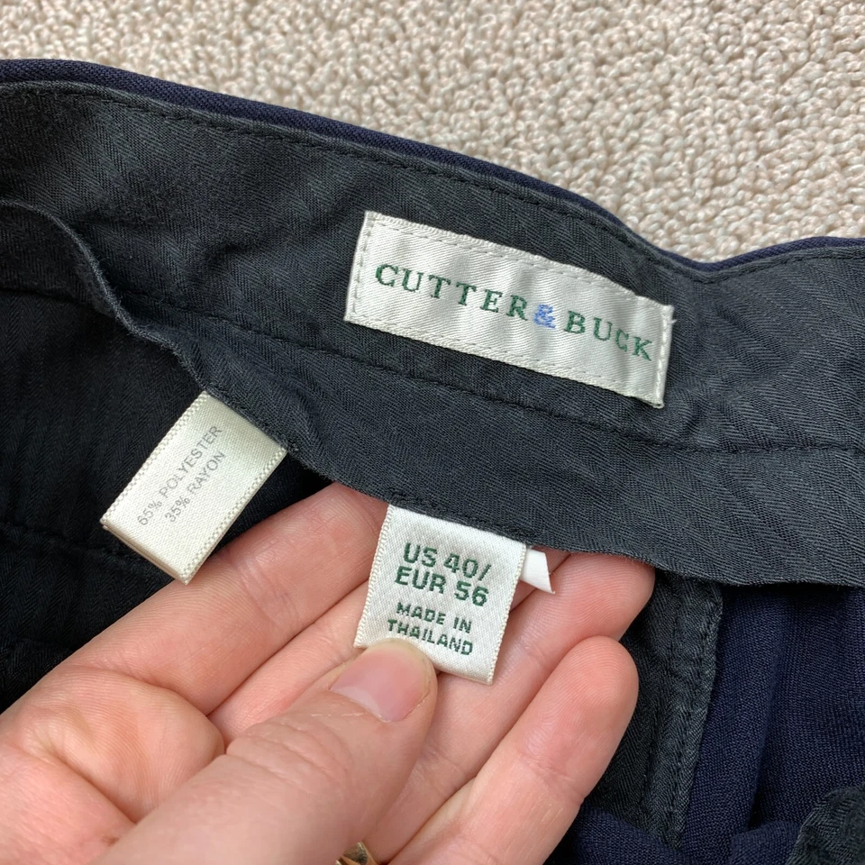 Cutter & Buck Chino Shorts Men's Waist 40 Navy Pleated Front 9" Inseam - Image 2 of 4