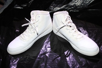NIKE JORDAN EXECUTIVE  Triple White Size 12 820240-100