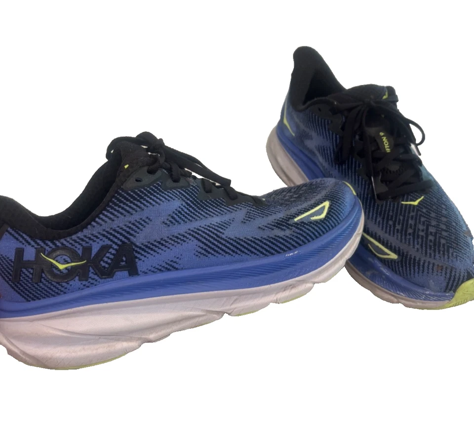 HOKA Clifton 9 para mujer talla 9,5 B - negro azul estelar (1127896-BCKS) Foto 4 de 4
