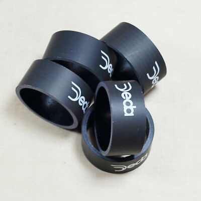 Deda Kit Carbon UD Spacer Höhe 15 mm - 5 Stück - für 1 1/8'' mit Deda logo