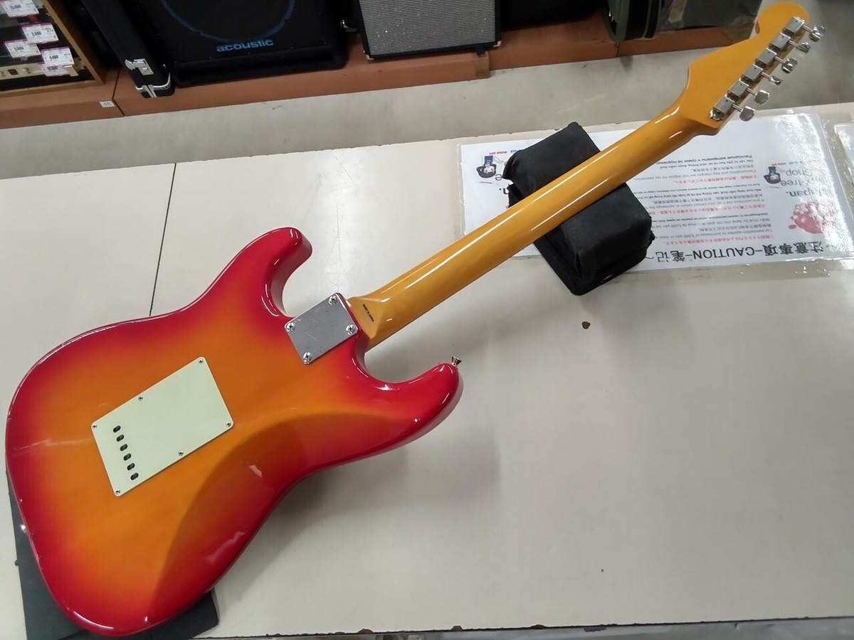 ギター Fender Japan Exclusive Classic 60s Strat 2015 Fender Japan Exclusive Classic 60s Stratocaster Sonic