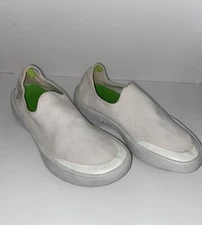 OOFOS OOmg eeZee Low White Slip on Women's Recovery Shoe US Sz 8/EU39
