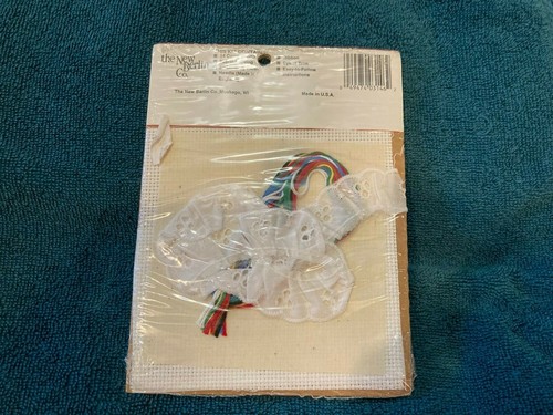 CHRISTMAS CROSS STITCH KITS NEW SEALED SANTA SACK ORNAMENTS HAPPY HOLIDAYS - Picture 2 of 2