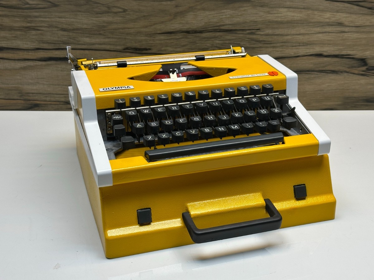 Olympia Traveller Yellow Typewriter | Vintage Manual Portable