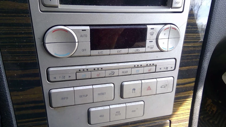 Used Starter Motor fits: 2009 Lincoln Navigator  Grade C - Image 2 of 4