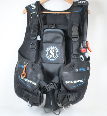 SCUBAPRO LEVEL BCD W/ BALANCED POWER INFLATOR (BPI)   SIZE (M)   2020 MODEL