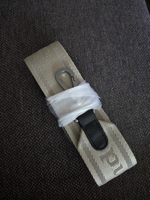 Harbour 2nd- Neu- Gurt- Grau-Beige- Karabiner Verschluss 